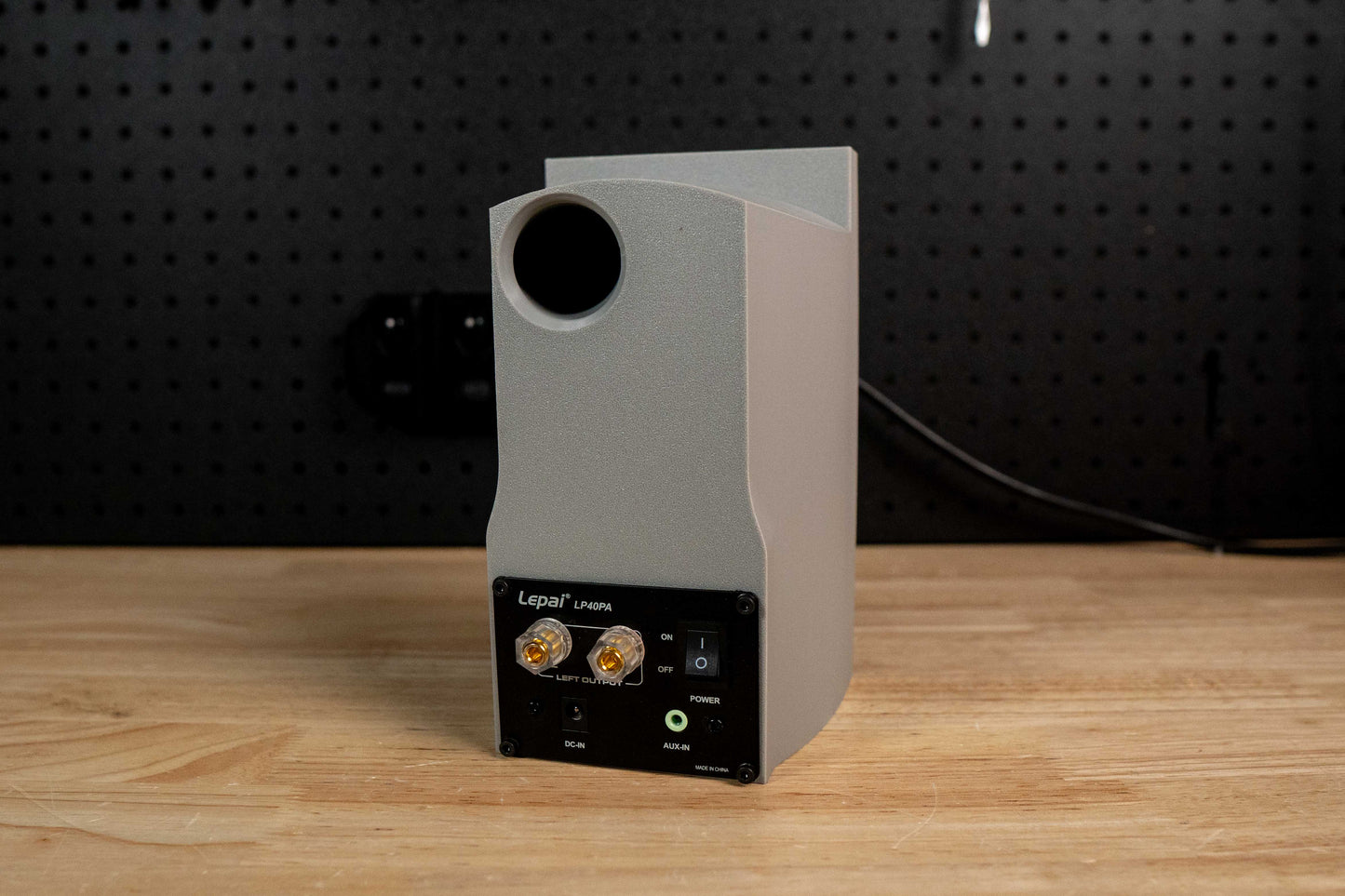 Mid90s - 3D Printed Desktop Speaker