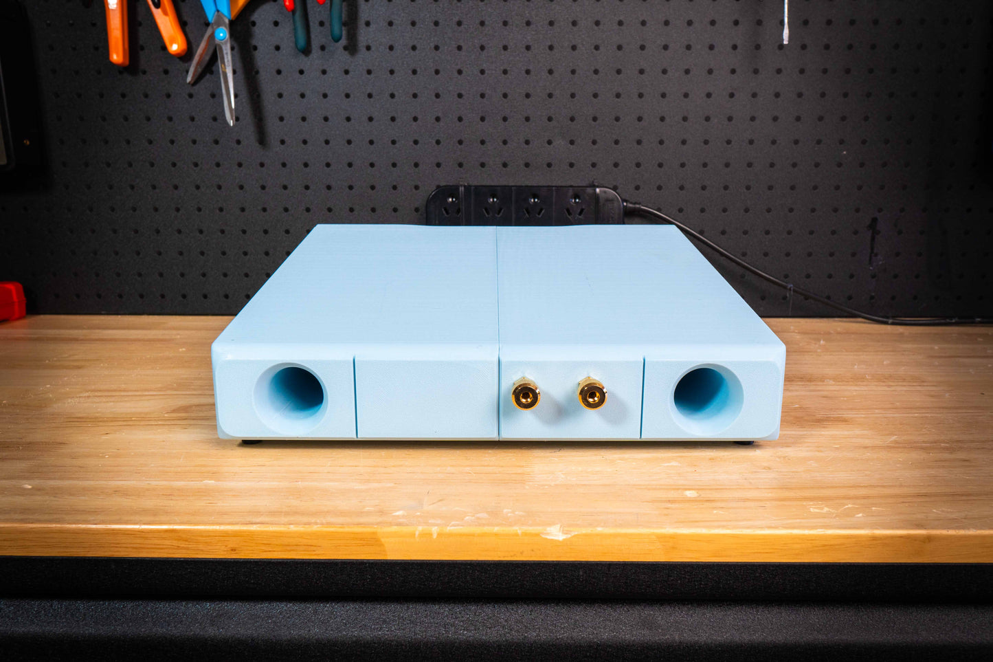 Illuminate 4c - 3D Printed Compact Center Channel Speaker