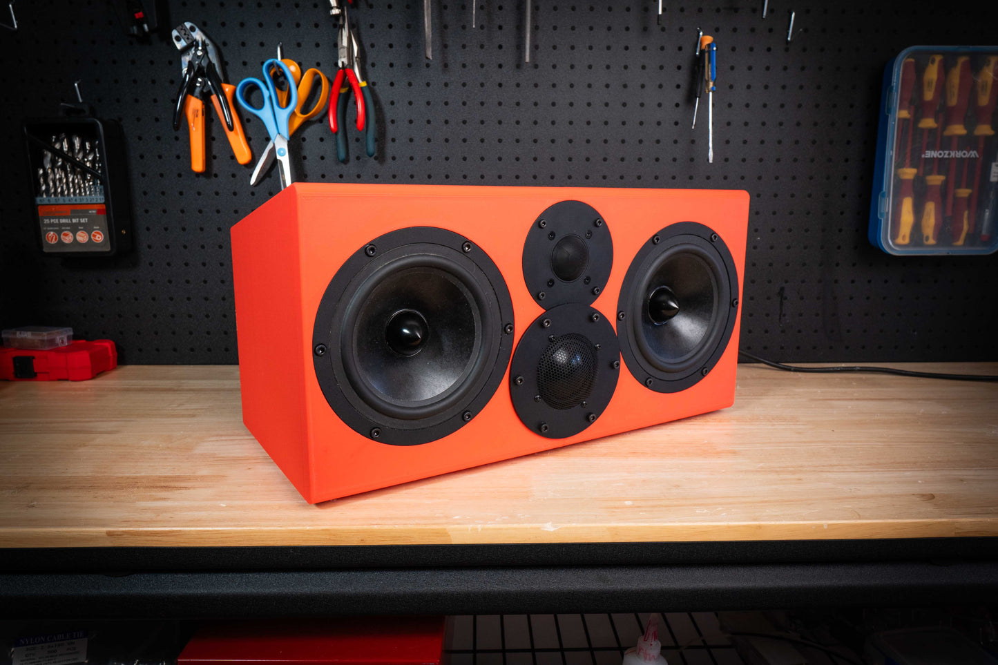 Illuminate 7c - 3D Printed Three-Way Center Channel Speaker